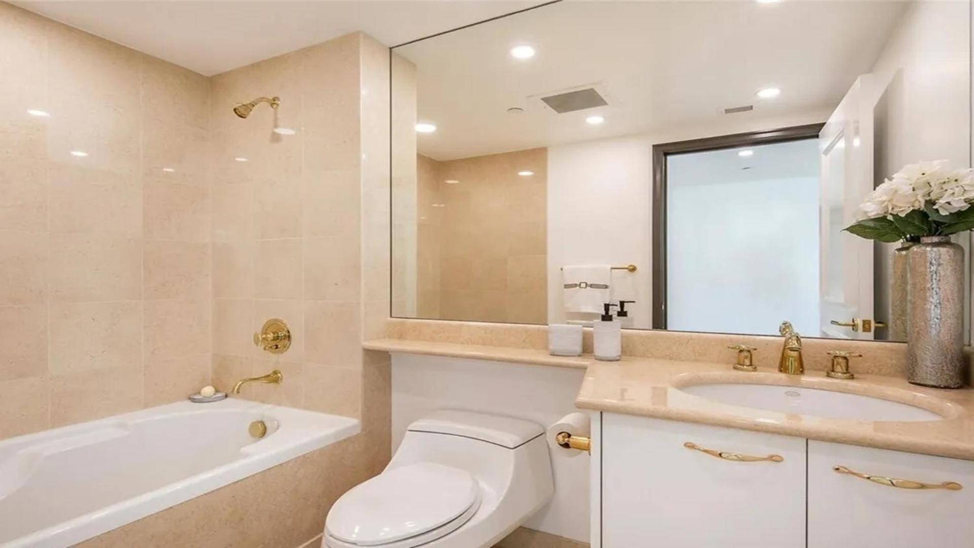 לאס וגאס Stunning Four Bedroom Fully Professionally Remodeled Apartment מראה חיצוני תמונה