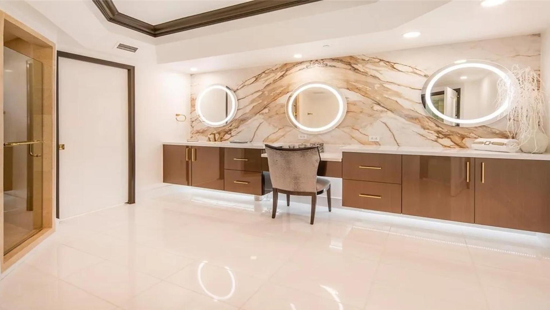 לאס וגאס Stunning Four Bedroom Fully Professionally Remodeled Apartment מראה חיצוני תמונה