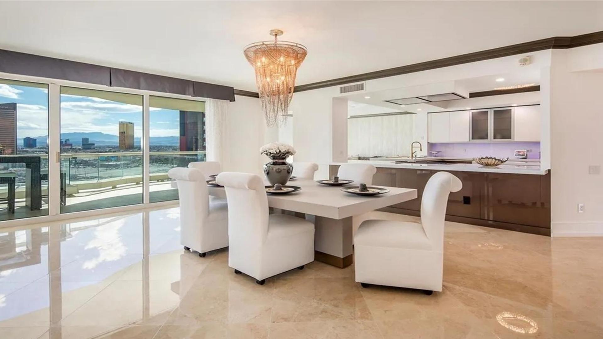 לאס וגאס Stunning Four Bedroom Fully Professionally Remodeled Apartment מראה חיצוני תמונה