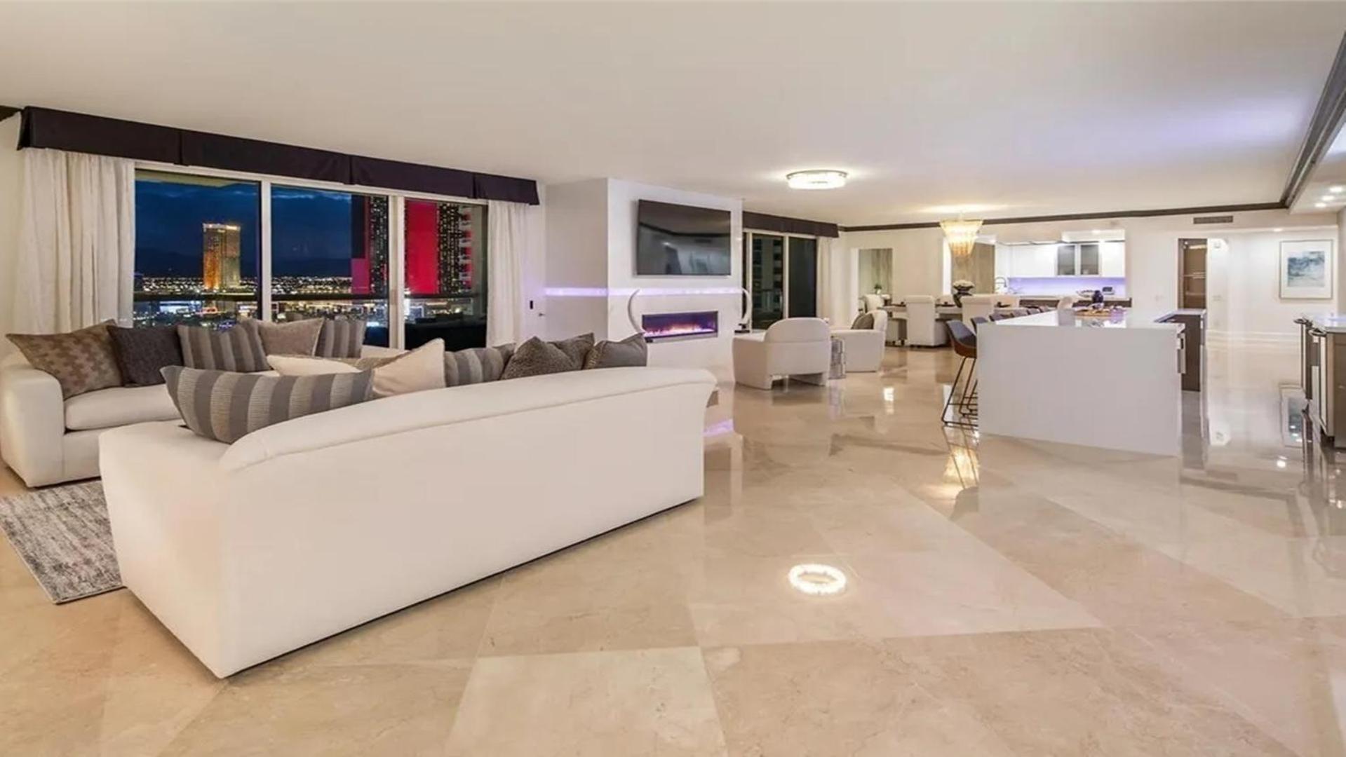 לאס וגאס Stunning Four Bedroom Fully Professionally Remodeled Apartment מראה חיצוני תמונה