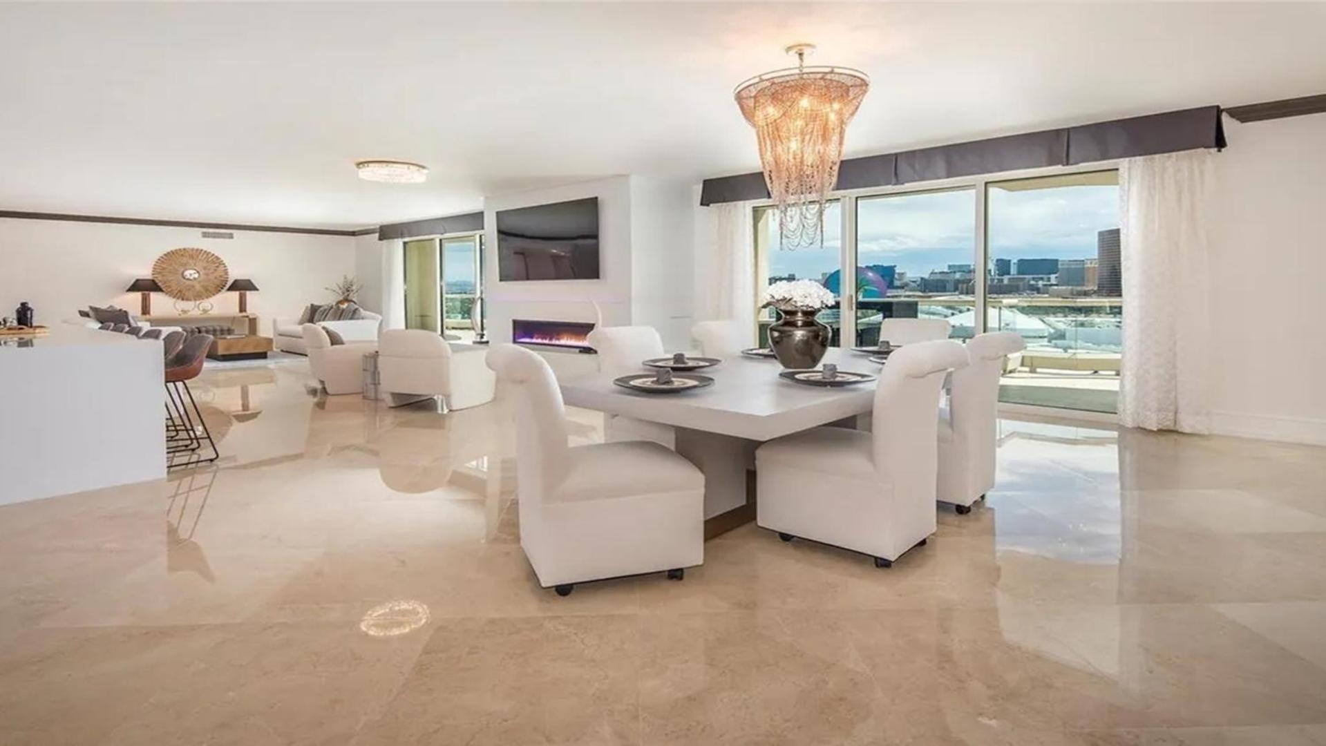לאס וגאס Stunning Four Bedroom Fully Professionally Remodeled Apartment מראה חיצוני תמונה